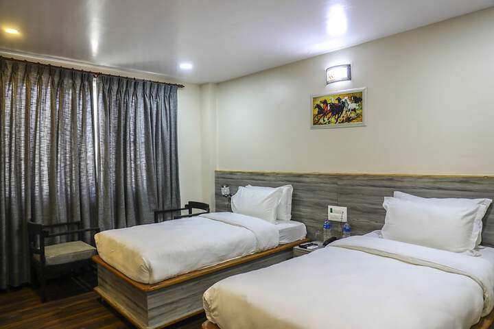 Room 7 of 30