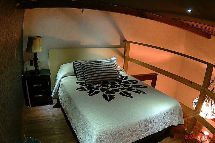 Room 34 of 152