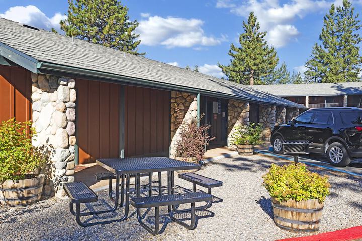 BBQ/picnic area