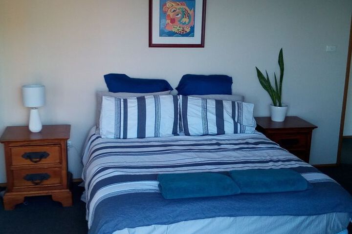 Room 4 of 24