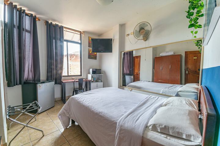 Room 8 of 14