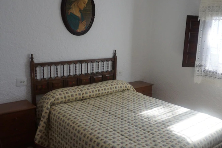Room 5 of 5