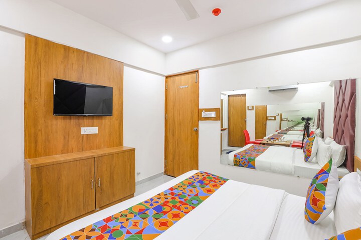 Room 20 of 32