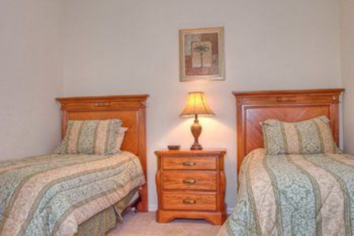 Room 8 of 24