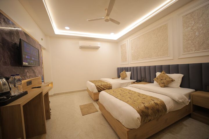 Room 56 of 103