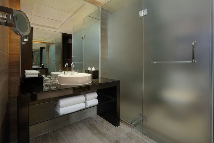 Clean Restrooms