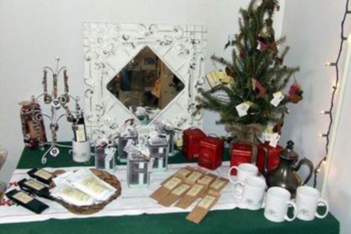 Gift Shop 12 of 73