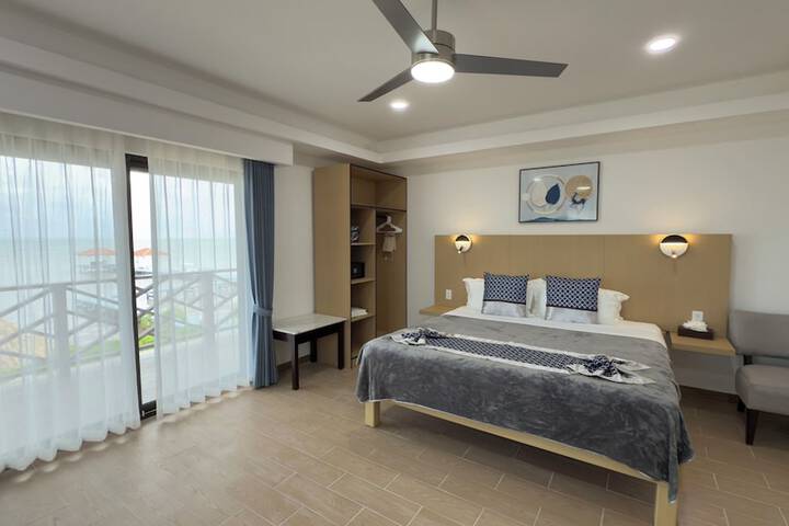 Room 89 of 272