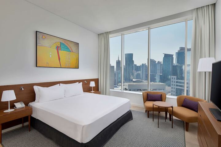 Room 10 of 98