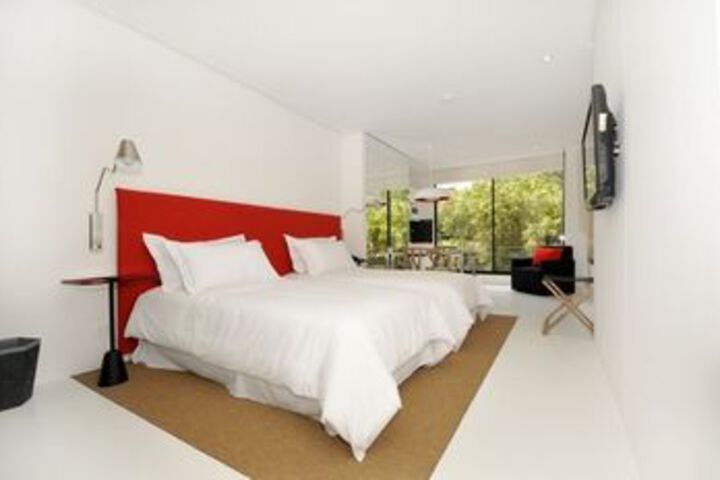 Room 15 of 50