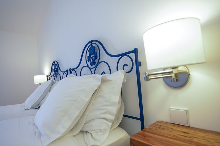 Room 4 of 70