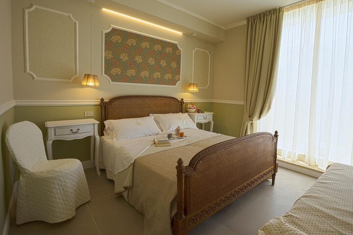Room 25 of 62