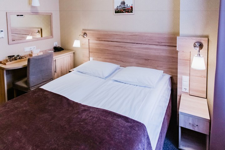 Room 12 of 39