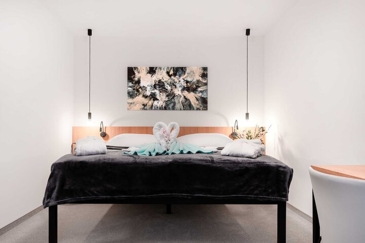 Room 14 of 43