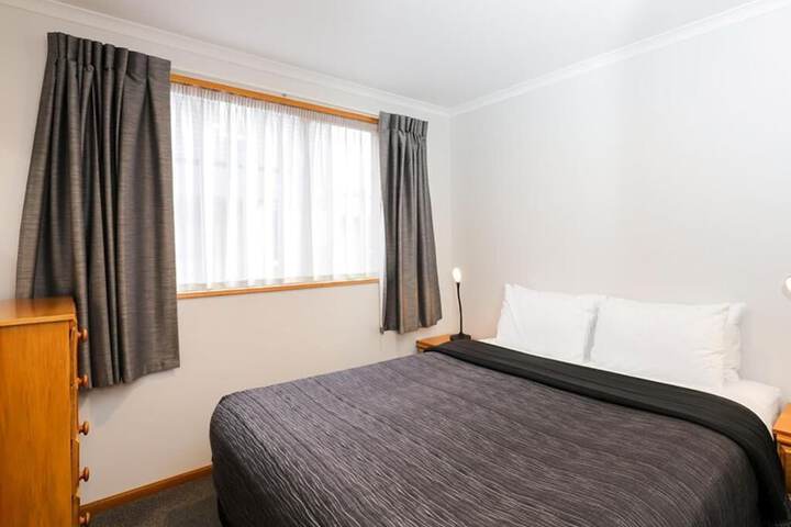 Room 25 of 51