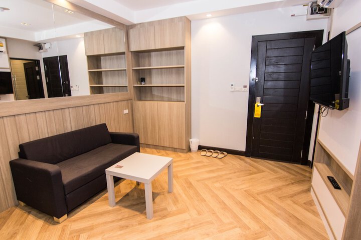 Room 17 of 48