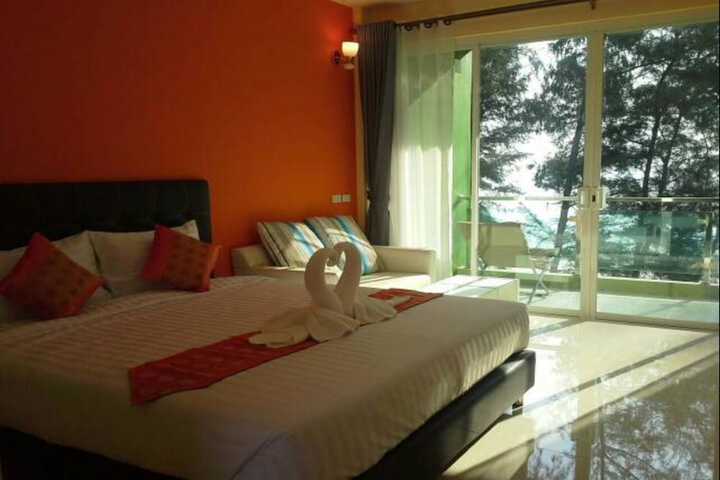 Room 15 of 72