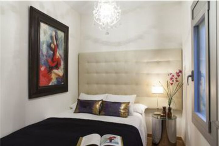 Room 16 of 74