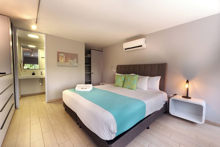 Room 4 of 45