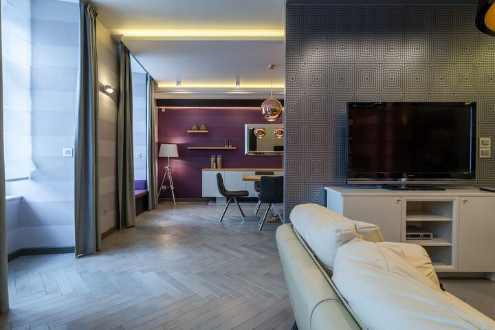 Room 5 of 75