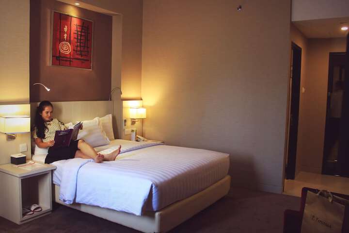 Room 8 of 49
