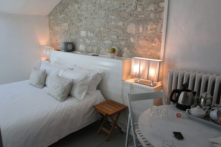 Room 8 of 21