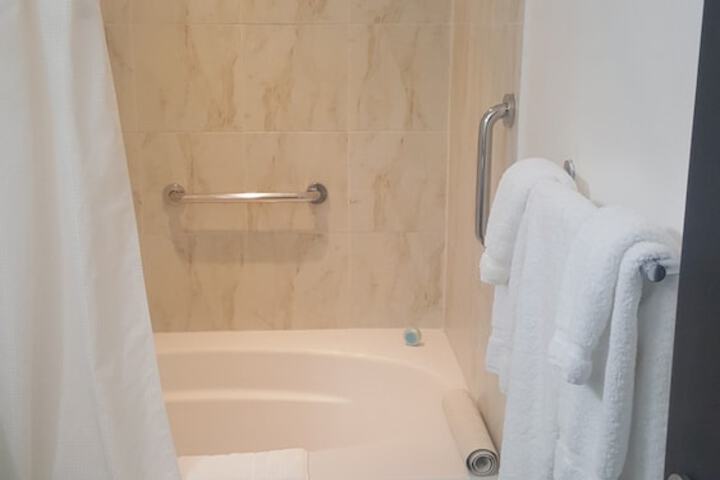Clean Restrooms