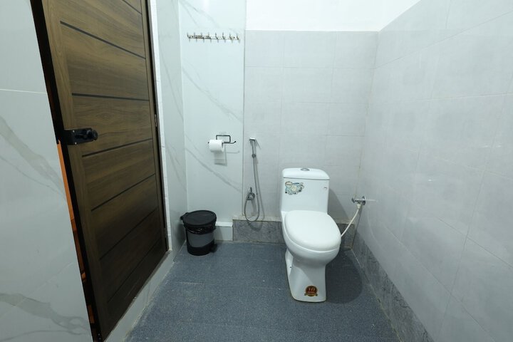 Room 47 of 103