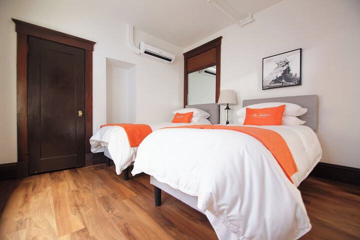 Room 20 of 59