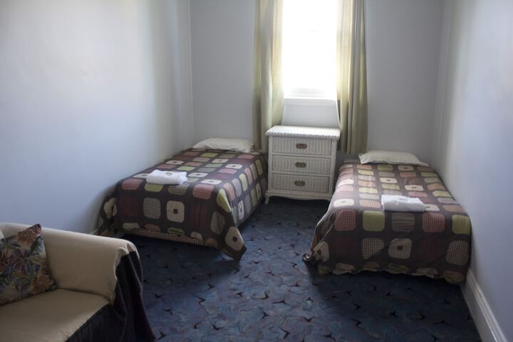 Room 6 of 29
