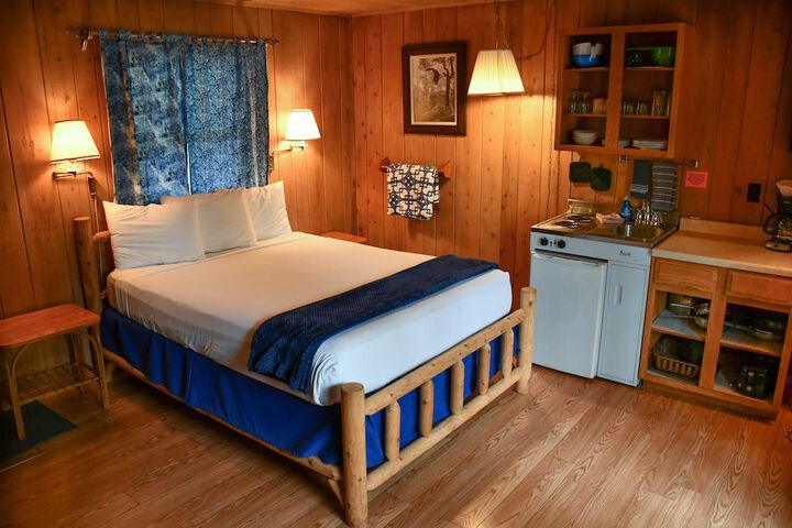 Room 43 of 155