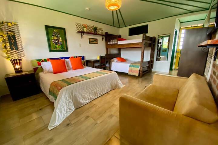 Room 3 of 17