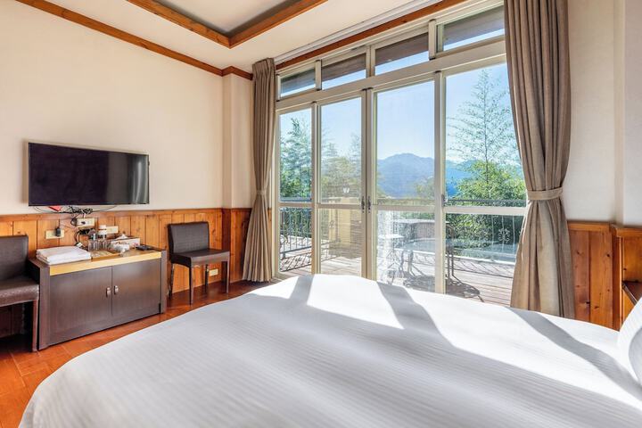 Room 20 of 119
