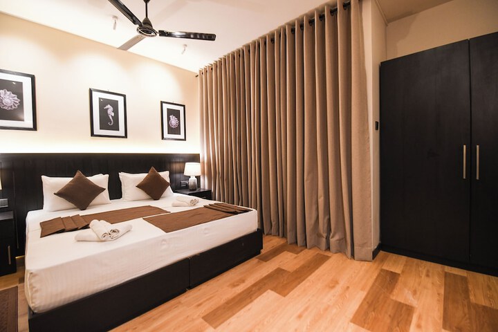 Room 80 of 171