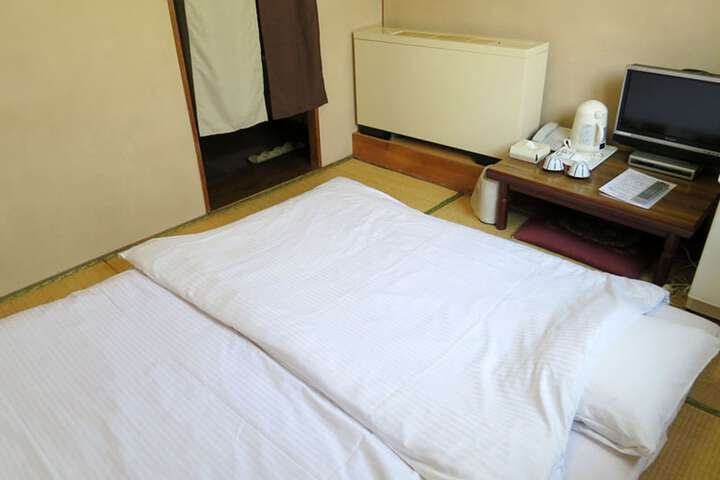 Room 7 of 29