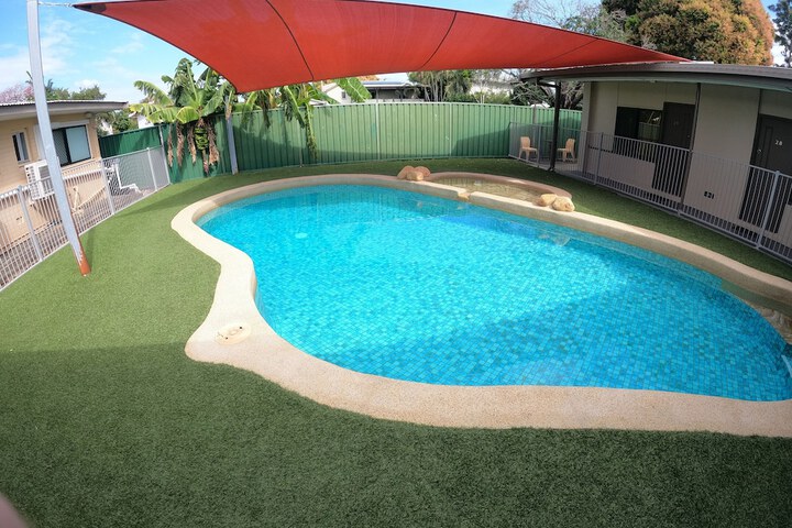 Pool 7 of 7