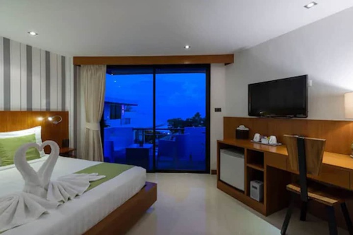 Room 16 of 58