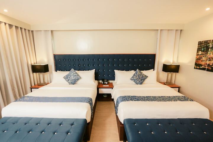 Room 10 of 39