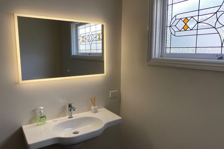 Room 80 of 128