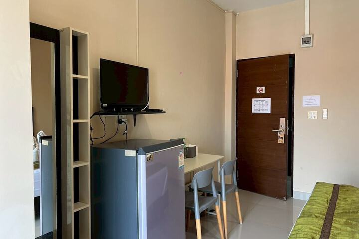 Room 8 of 56