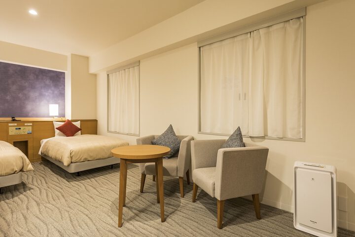 Room 21 of 86