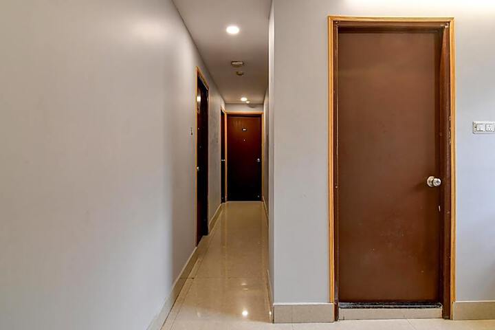 Hotel O Comfort Inn