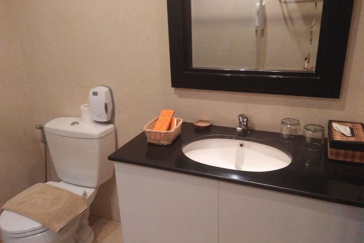 Room 15 of 43