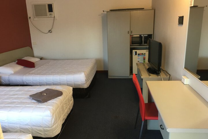 Room 14 of 78