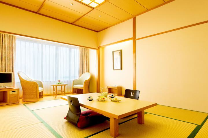 Room 13 of 70