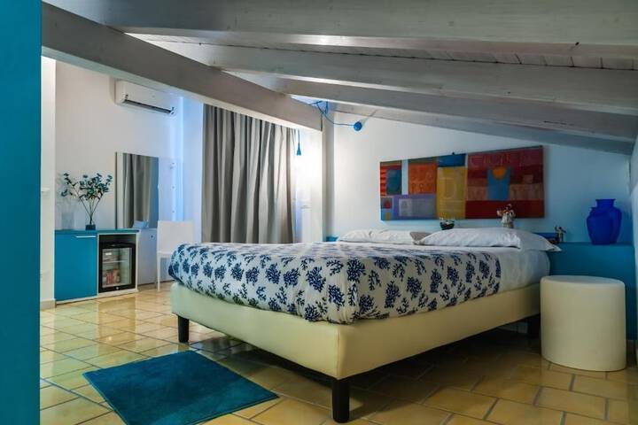 Room 40 of 113