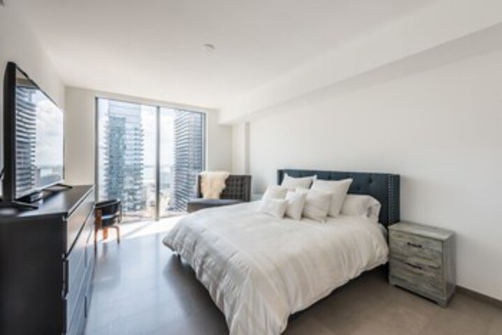 Room 32 of 55