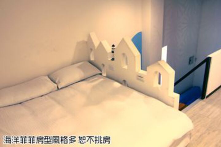Room 19 of 37