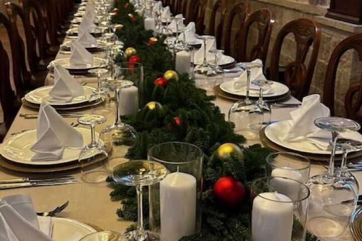Dining 42 of 64