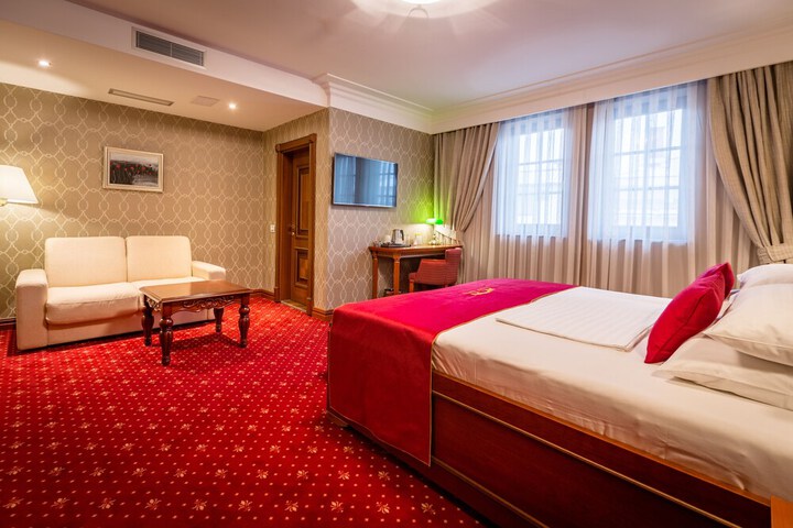 Room 3 of 11